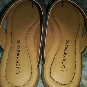 Women's black sandals size 8 1/2